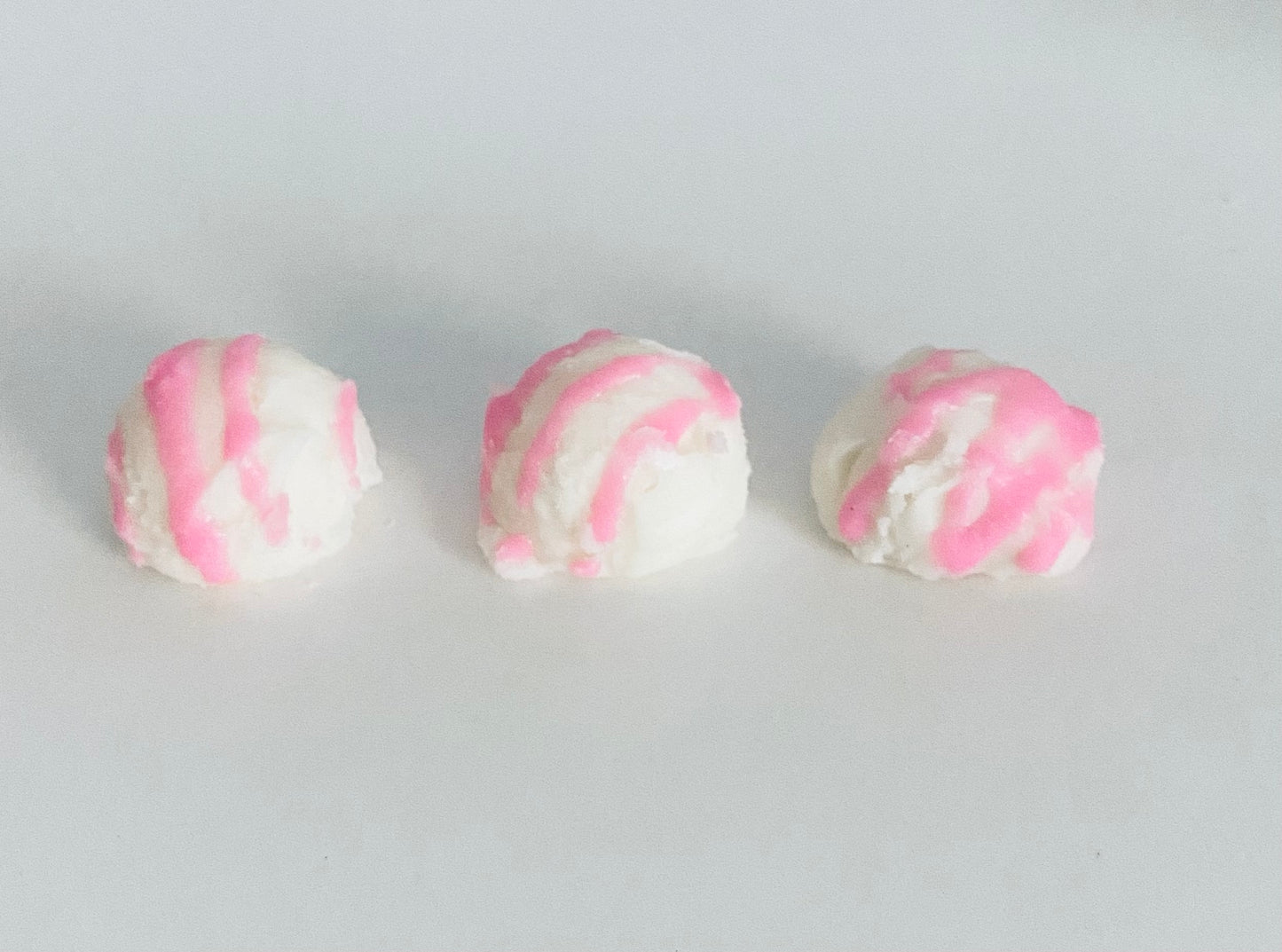 Strawberry Cheesecake Scented Mini Ice Cream Scoop Wax Melt
